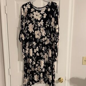 Old Navy Black and Cream Floral Long Sleeve Mini Swing Dress